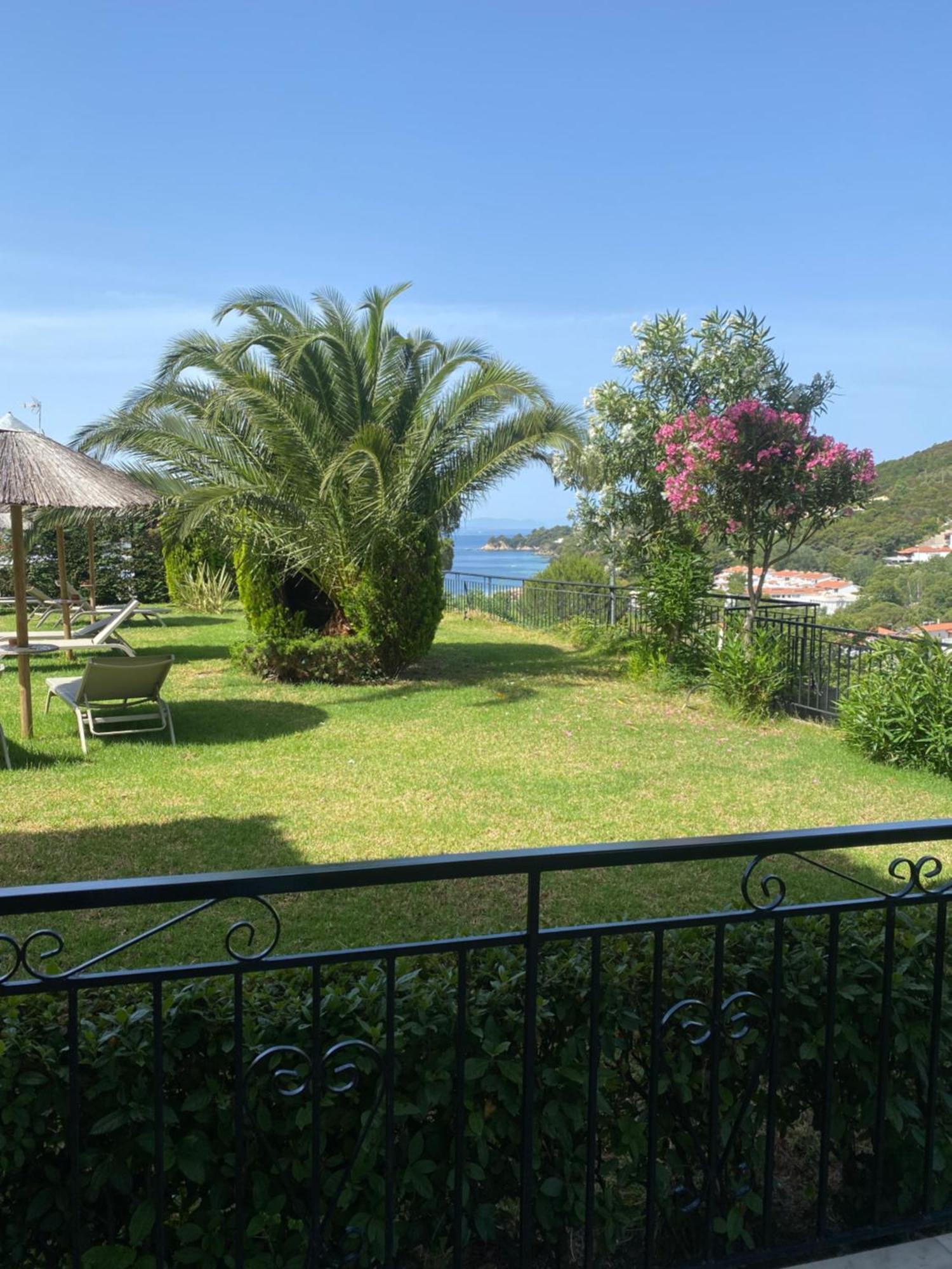 Villa Xanthippi Ajía Paraszkeví Kültér fotó
