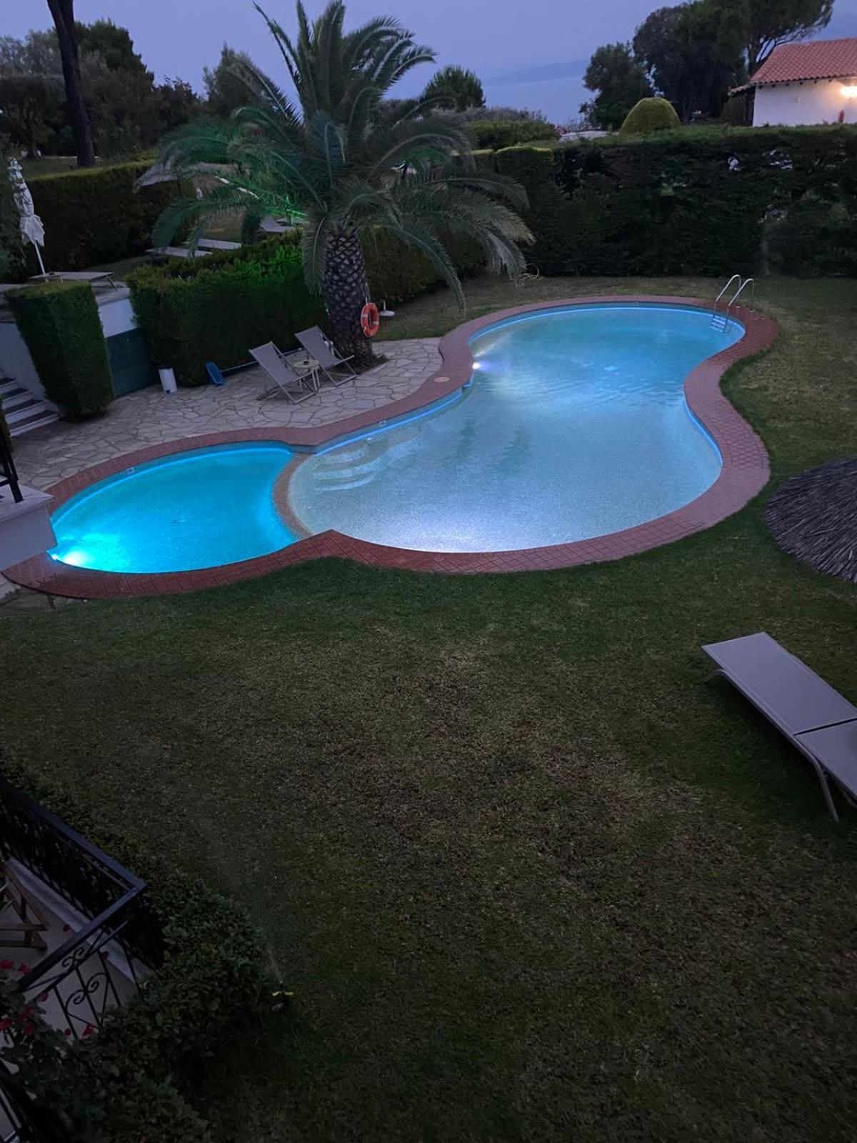 Villa Xanthippi Ajía Paraszkeví Kültér fotó
