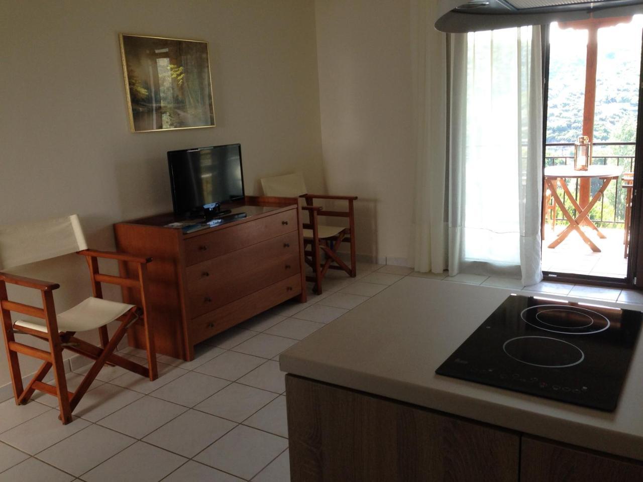 Villa Xanthippi Ajía Paraszkeví Kültér fotó